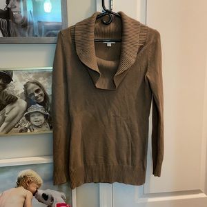 banana republic sweater size small